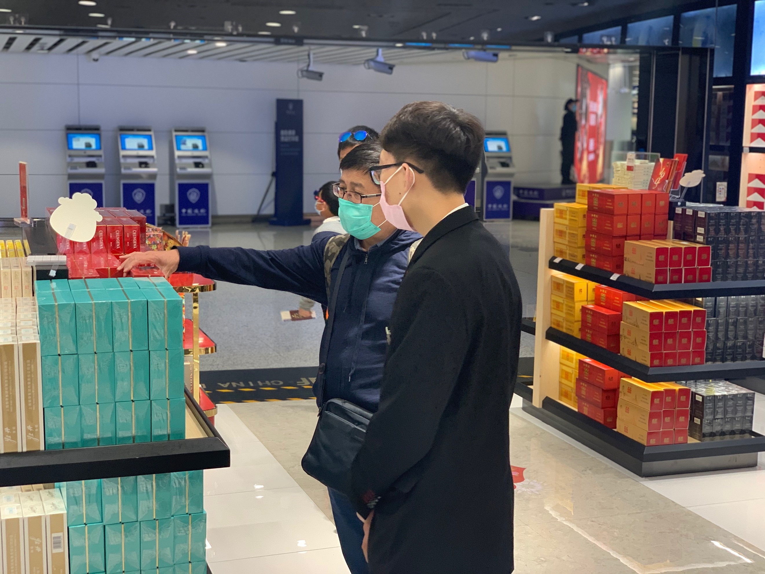 【中國(guó)免稅人在行動(dòng)?黨員先鋒篇】之二： 不忘初心，凝心聚力——中免黨員抗擊疫情，發(fā)揮黨員先鋒模范作用